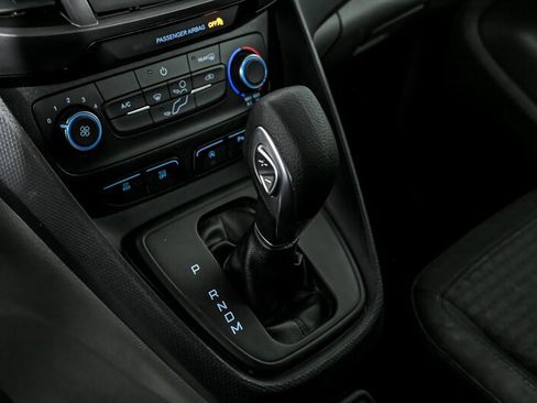 Used 2021 Ford Transit Connect XLT image 27
