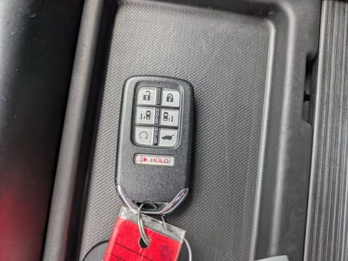 Used 2023 Honda Odyssey Sport image 33