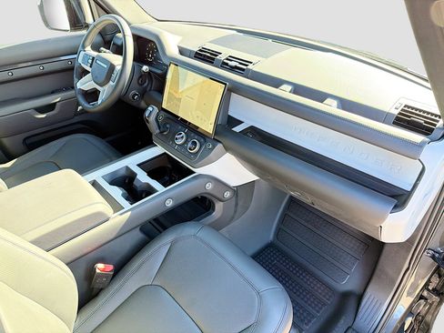 New 2026 Land Rover Defender 110 S image 15