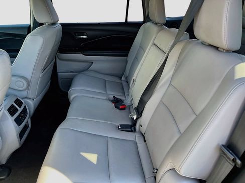 Used 2019 Honda Pilot EX-L image 24