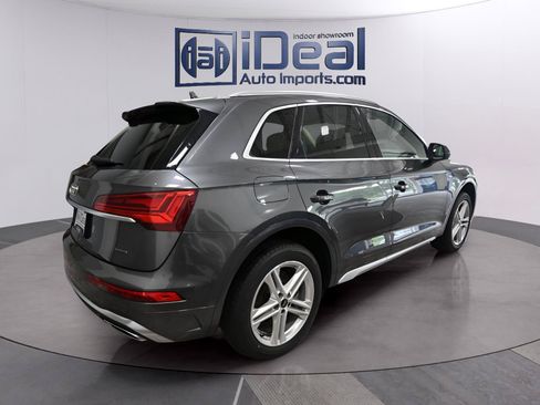 Used 2023 Audi Q5 e Premium Plus AWD/4WD image 5