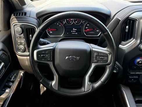 Used 2021 Chevrolet Silverado 1500 LT Trail Boss w/ Convenience Package II AWD/4WD image 19