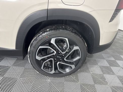 New 2026 Chevrolet Trax RS w/ Sunroof Package image 10