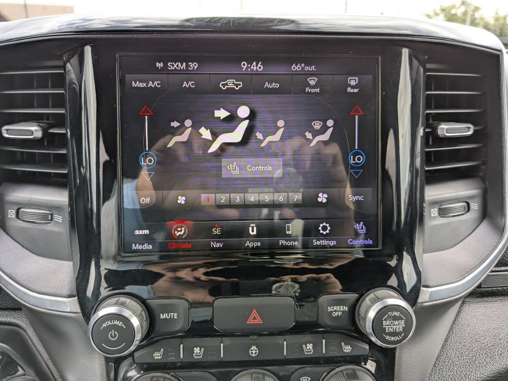 Used 2020 RAM 1500 Laramie w/ Sport Appearance Package AWD/4WD image 34