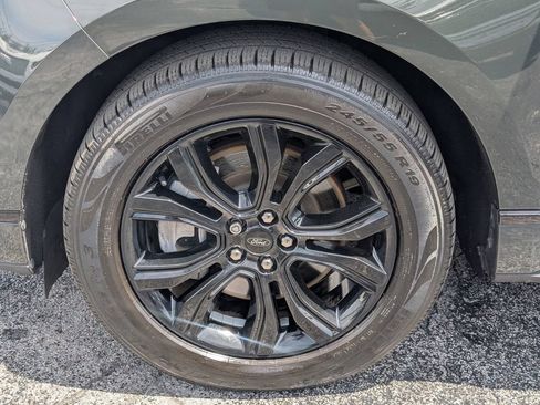 Used 2022 Ford Edge SE w/ Black Appearance Package AWD/4WD image 18