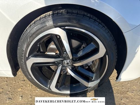 Used 2018 Honda Accord Sport image 37