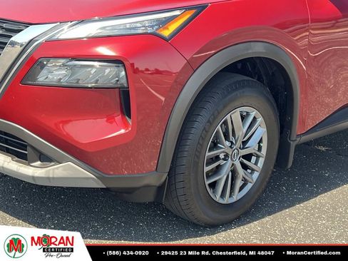 Used 2023 Nissan Rogue S AWD/4WD image 8