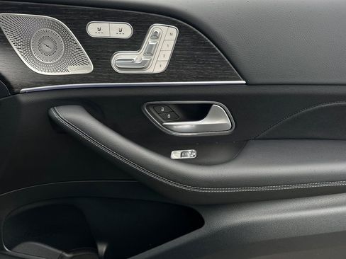 New 2026 Mercedes-Benz GLS 450 4MATIC image 32