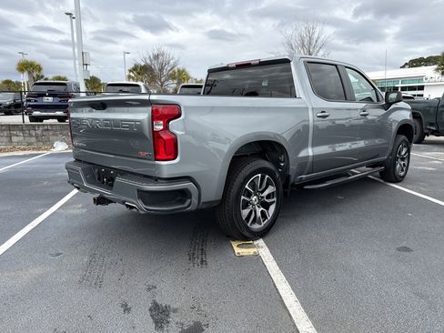 Used 2023 Chevrolet Silverado 1500 RST w/ Z71 Off-Road Package AWD/4WD image 9