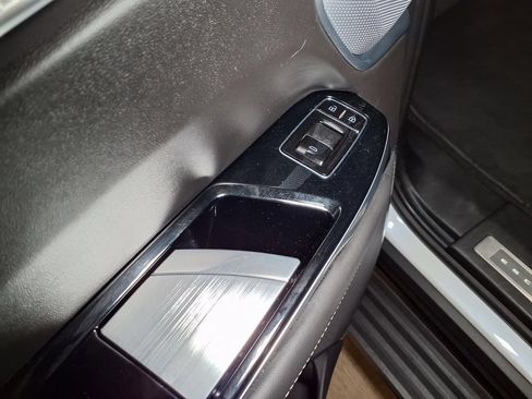 Certified 2025 Cadillac Escalade Sport Platinum AWD/4WD image 19