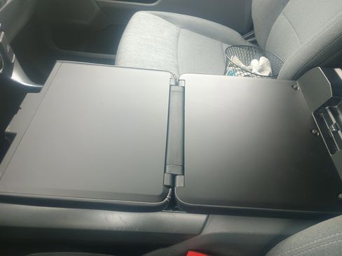 Certified 2022 Ford F150 XLT w/ Equipment Group 302A High image 32