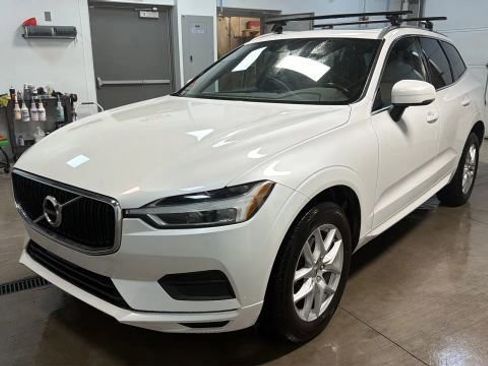Used 2018 Volvo XC60 T5 Momentum image 1