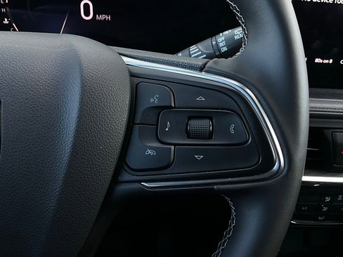 Used 2025 Buick Encore GX Preferred image 33