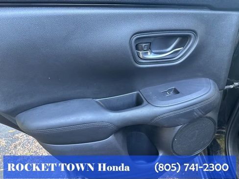 Used 2025 Honda HR-V LX image 13