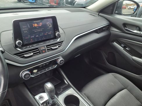Used 2020 Nissan Altima 2.5 SV image 20
