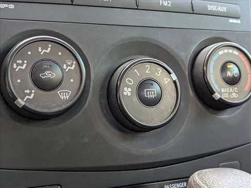 Used 2010 Toyota Corolla LE FWD image 9