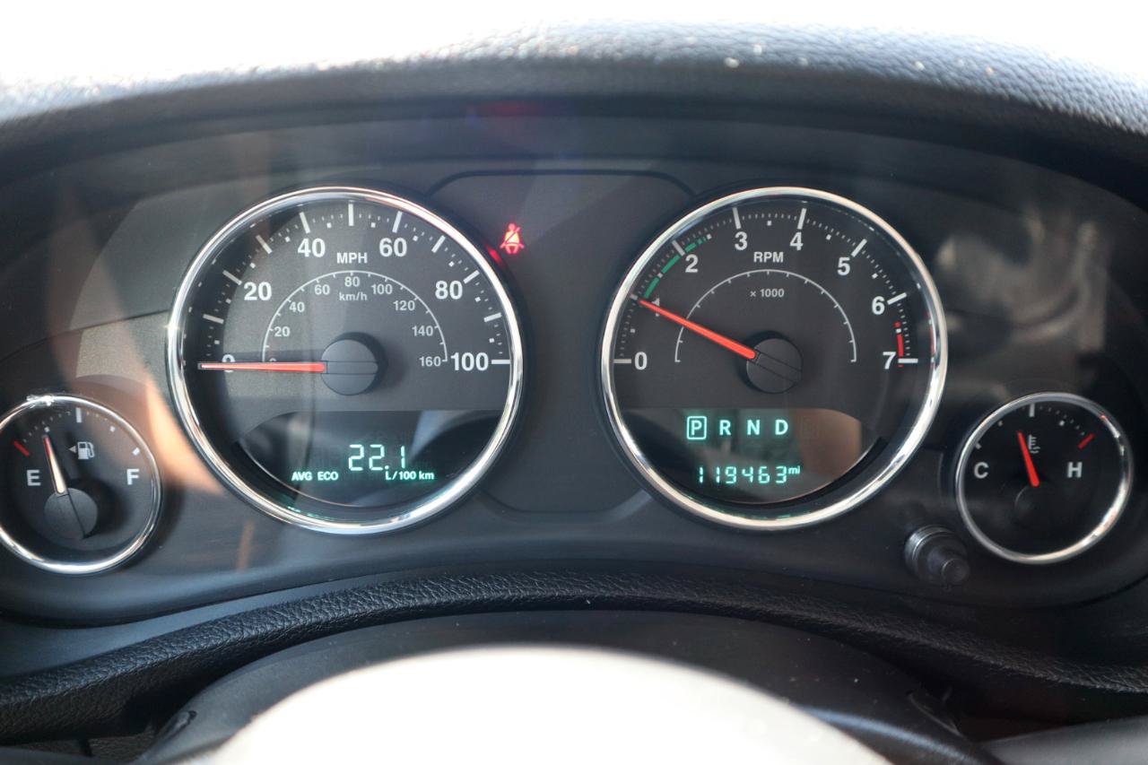 Used 2016 Jeep Wrangler Unlimited Sport AWD/4WD image 9