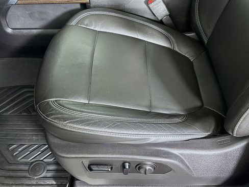 Used 2020 Chevrolet Silverado 1500 LT Trail Boss image 19