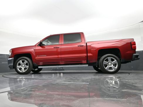 Used 2018 Chevrolet Silverado 1500 LT w/ All Star Edition image 21