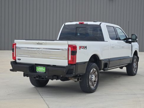 Used 2025 Ford F250 King Ranch w/ FX4 Off-Road Package AWD/4WD image 8