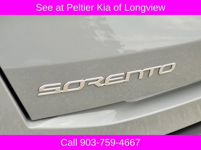 Used 2025 Kia Sorento S FWD image 8