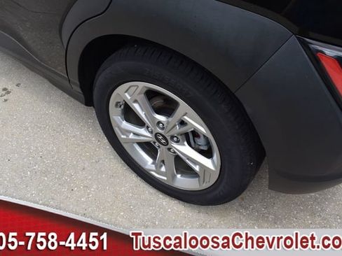 Used 2022 Hyundai Kona SEL FWD image 16