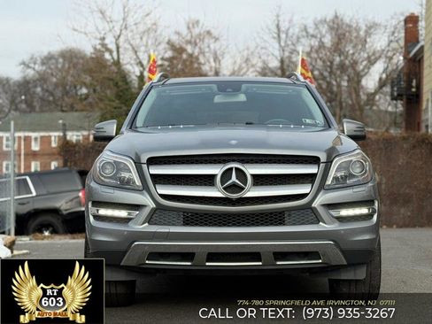 Used 2015 Mercedes-Benz GL 450 4MATIC w/ Lighting Package image 2
