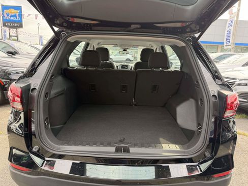 Certified 2023 Chevrolet Equinox LS FWD image 9