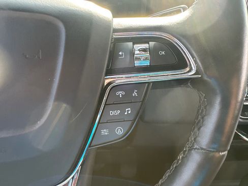 Used 2024 Lincoln Navigator L 4WD image 21