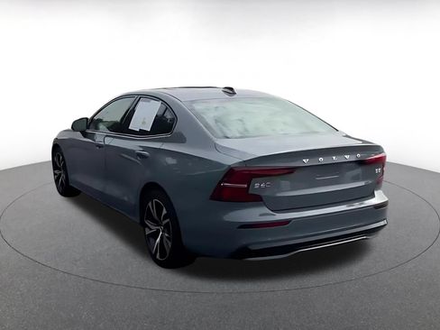 Used 2024 Volvo S60 B5 Core FWD image 9