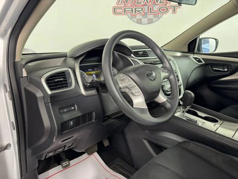 Used 2017 Nissan Murano S w/ Navigation Package AWD/4WD image 10