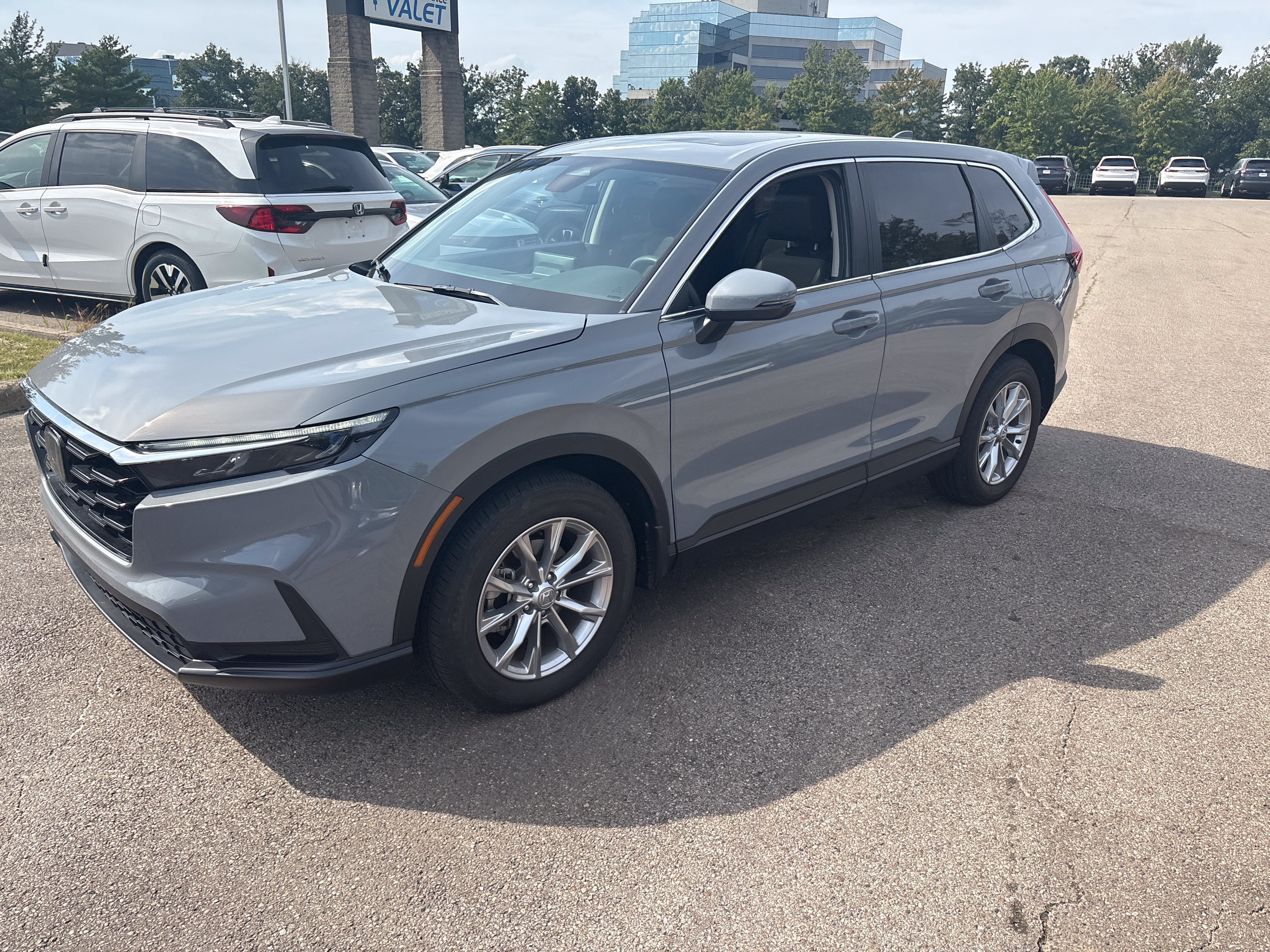 Used 2024 Honda CR-V EX image 17