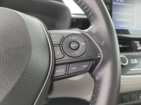 Used 2022 Toyota Corolla Cross LE FWD image 24