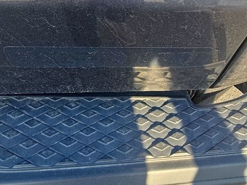 Used 2021 Jeep Gladiator Sport image 6