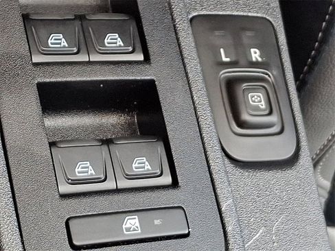 Used 2023 Ford Bronco Outer Banks image 28