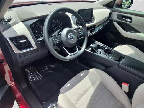 Certified 2021 Nissan Rogue SV FWD image 10