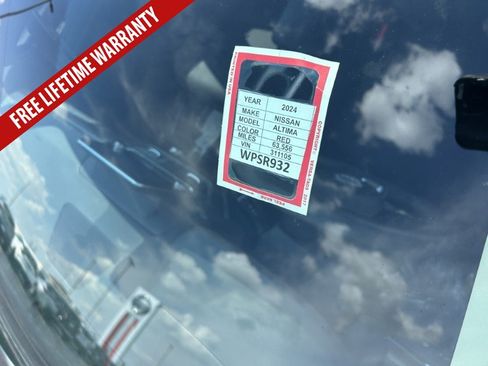 Used 2024 Nissan Altima 2.5 SV FWD image 20
