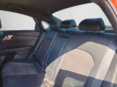 Used 2020 Kia Forte GT FWD image 11