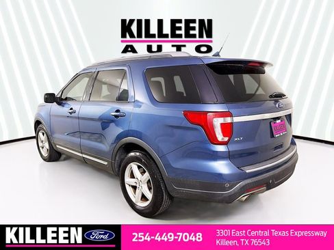 Used 2018 Ford Explorer XLT w/ Equipment Group 201A image 6