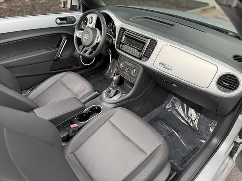 Used 2015 Volkswagen Beetle 1.8T image 31