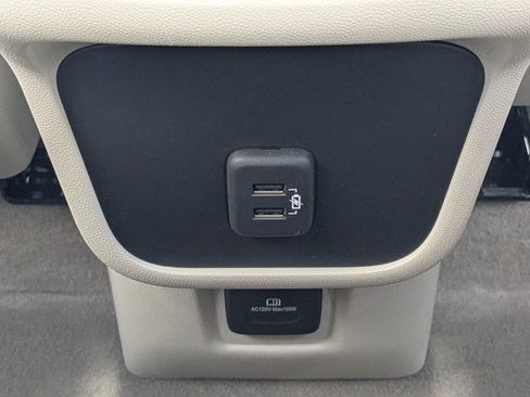 Used 2024 GMC Terrain Denali image 18