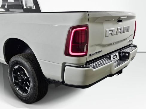 New 2026 RAM 2500 Laramie w/ Towing Technology Group AWD/4WD image 15