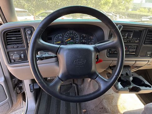 Used 2000 Chevrolet Silverado 1500 LS AWD/4WD image 14