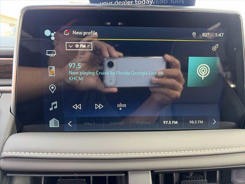 Used 2024 Chevrolet Tahoe Premier image 12