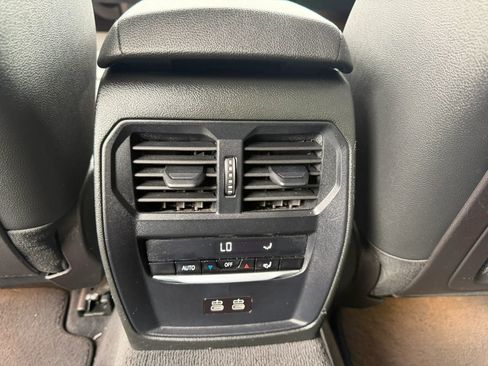 Used 2021 BMW 330i Sedan w/ Driving Assistance Package RWD image 16