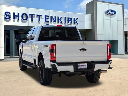 New 2026 Ford F250 Lariat w/ Black Appearance Package AWD/4WD image 6