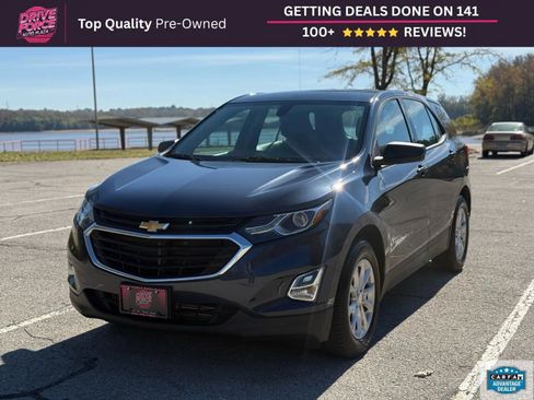 Used 2019 Chevrolet Equinox LS FWD image 1