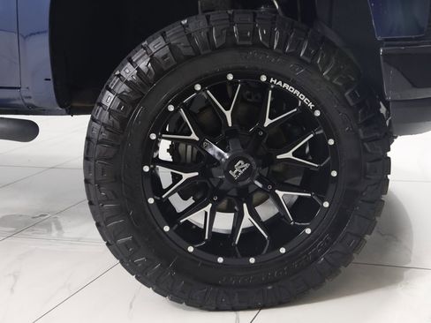 Used 2021 Chevrolet Silverado 1500 LT Trail Boss w/ Convenience Package II image 14