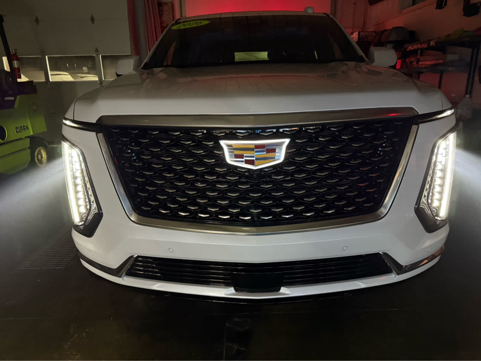 Used 2026 Cadillac Escalade Luxury w/ LPO, Floor Liner Package AWD/4WD image 42