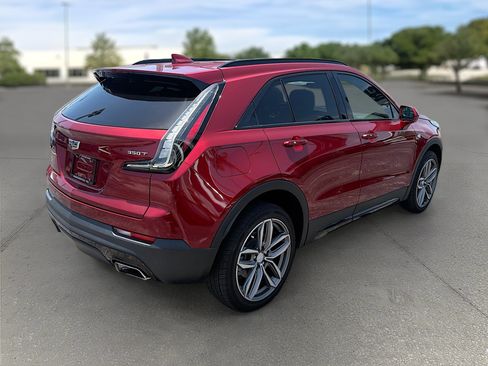 Used 2020 Cadillac XT4 Sport w/ Driver Awareness Package FWD image 7